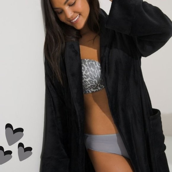 Soma Black Short Robe Embraceable Soft Lightweight Plush RETAIL $88- - Picture 5 of 6